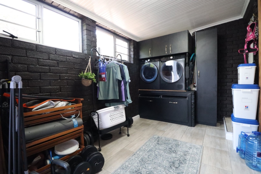 4 Bedroom Property for Sale in Sherwood Eastern Cape